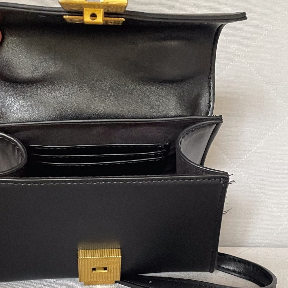 BCBG Top Handle Cross Body Bag - Vegan Leather - New Condition - Picture 11 of 12